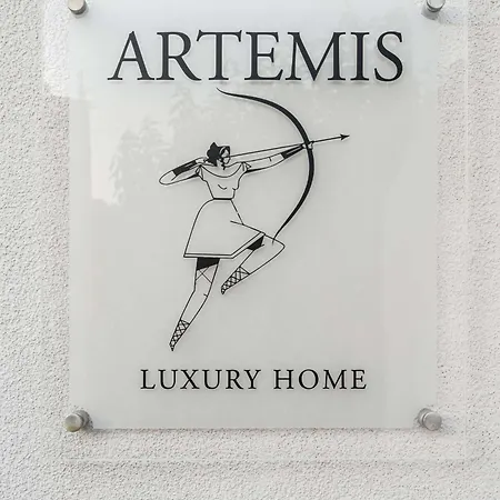 Artemis Luxury * La Canea