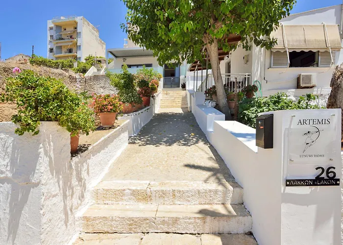 Artemis Luxury Feriehus *