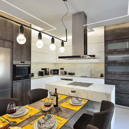Artemis Luxury Holiday home